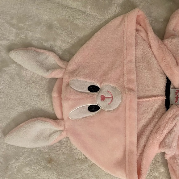 RABBIT ADULT ONESIE size medium - Picture 3 of 3
